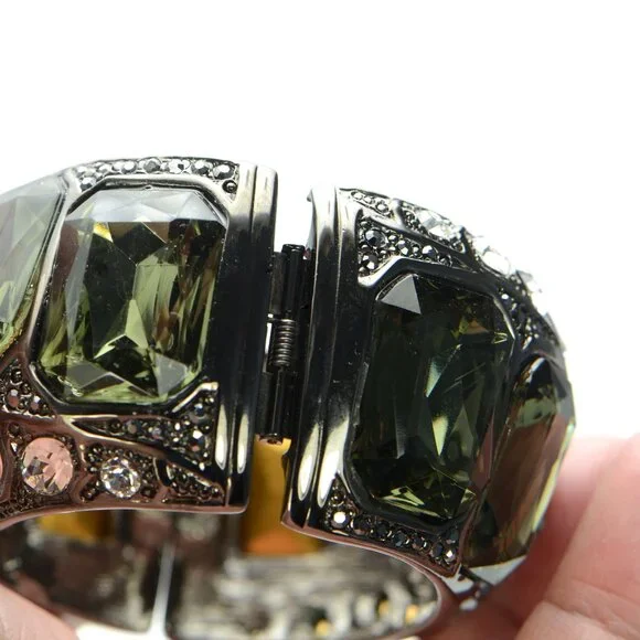 Kenneth Jay Lane KJL Gunmetal Twisted Crystal Cuff Bracelet - Picture 7 of 10
